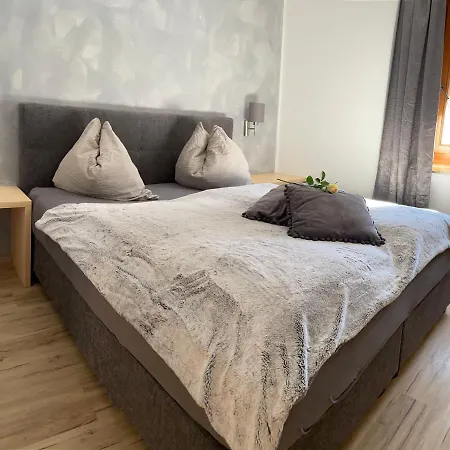 Farm stay Schusterhof Doelsach